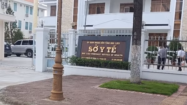 Bắt tạm giam Trưởng phòng Kế hoạch - Tài chính Sở Y tế Bạc Liêu