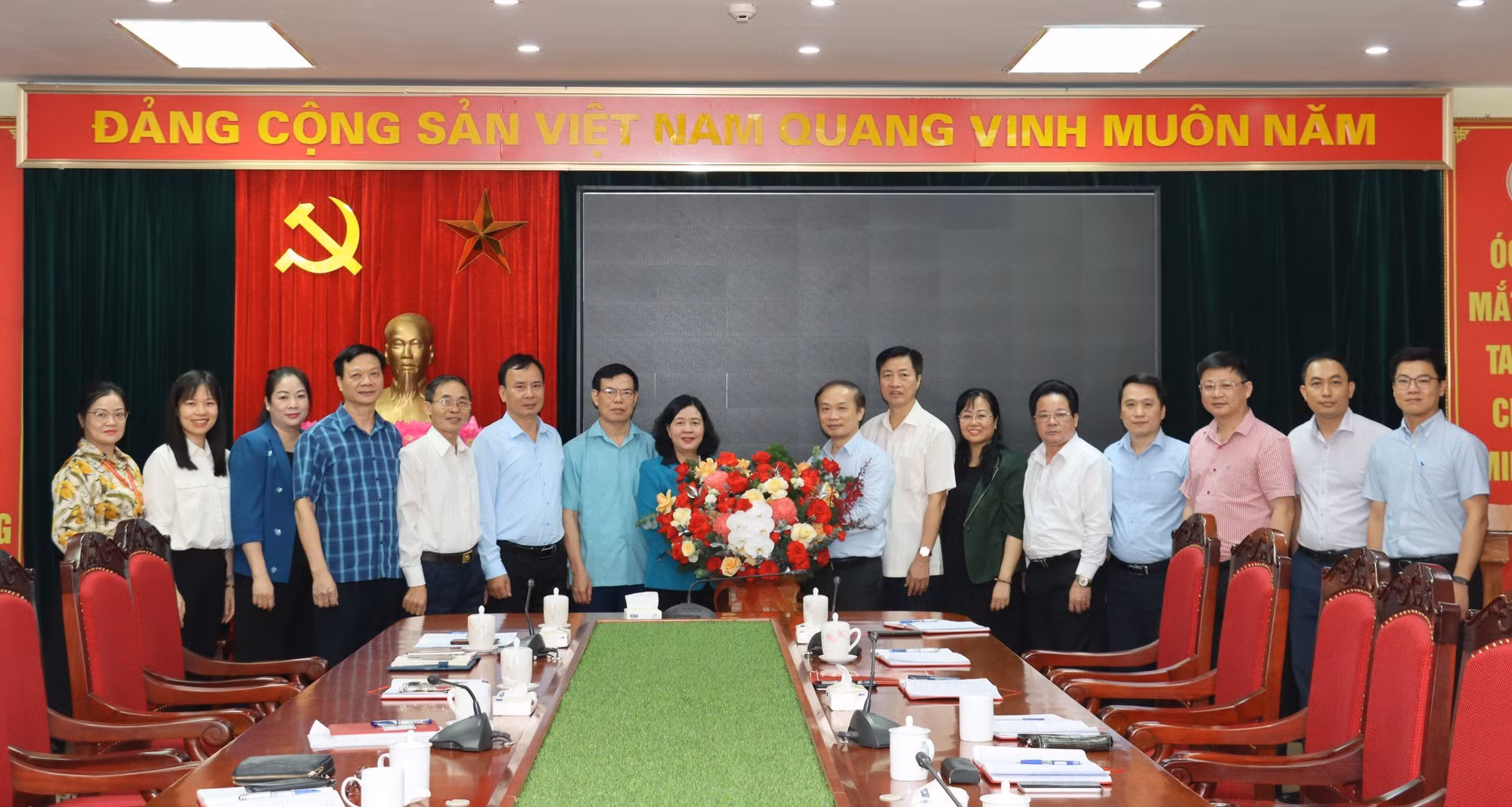 Bộ Chính trị giao cho đồng chí Phạm Tất Thắng điều hành công việc của Ban Dân vận Trung ươ -0