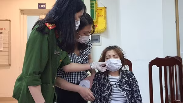 Đốt cổng nhà vì tranh chấp mua bán đất từ 10 năm trước ảnh 5