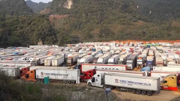 Việt Nam-Trung Quốc nhất trí phối hợp tháo gỡ vướng mắc thông quan cửa khẩu biên giới ảnh 2