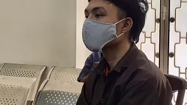 Lãnh án vì đâm chết bạn đồng tính