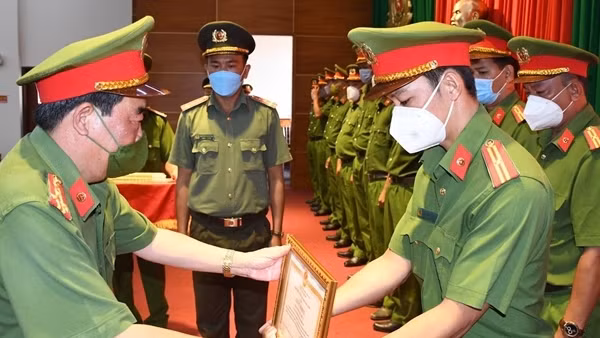 Công an Trà Vinh đấu tranh hiệu quả với tội phạm kinh tế ảnh 4