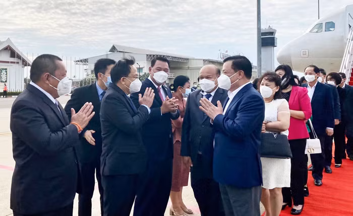 Bí thư Thành ủy Hà Nội Đinh Tiến Dũng thăm và làm việc tại Lào -0