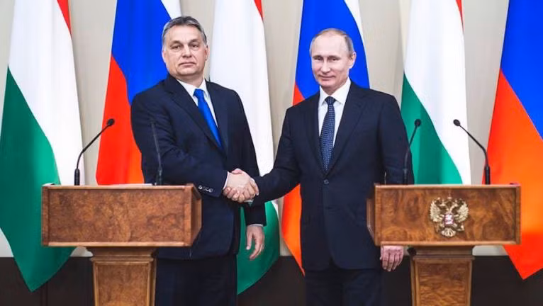 Hungary phản ứng sau 