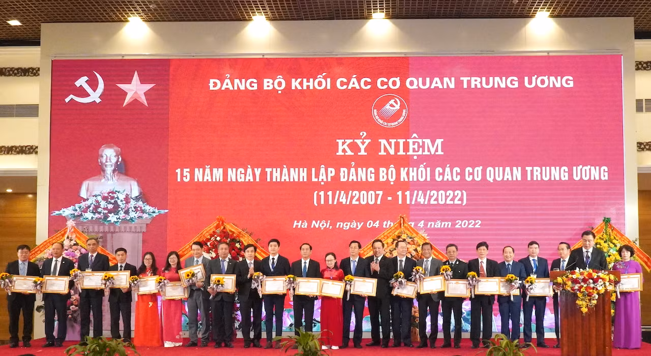 Phát huy hơn nữa vai trò lãnh đạo của Đảng trong các cơ quan, đơn vị ở Trung ương -1