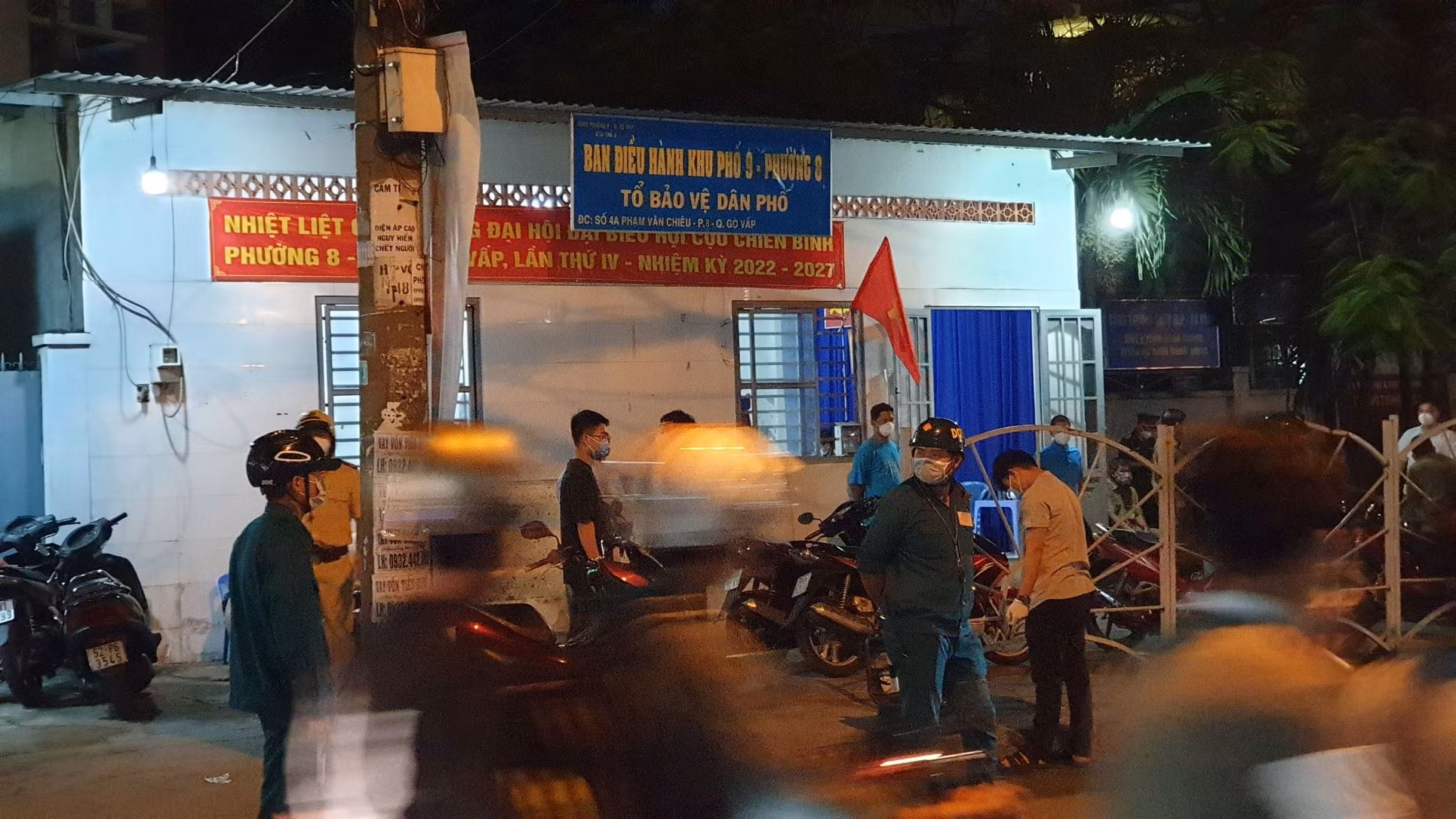 Truy xét đối tượng đâm tử vong dân quân trước cổng trường -1