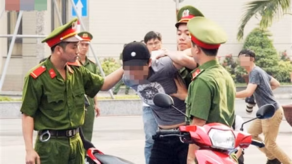 Tri ân những tập thể và cá nhân có nhiều đóng góp cho công tác phòng, chống tội phạm ảnh 2