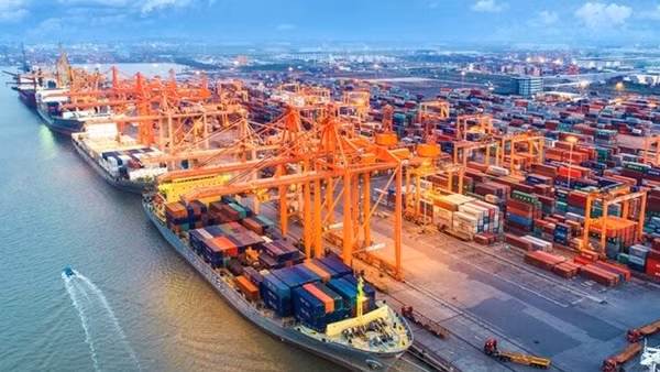 Xuất nhập khẩu khởi sắc, năm 2022 có thể vượt 700 tỷ USD ảnh 2