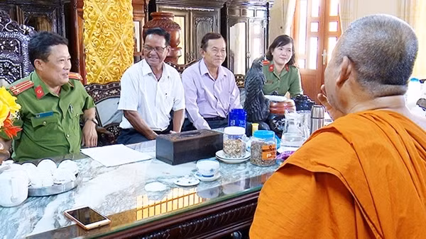 Người con của đồng bào Khmer vì bình yên phum sóc