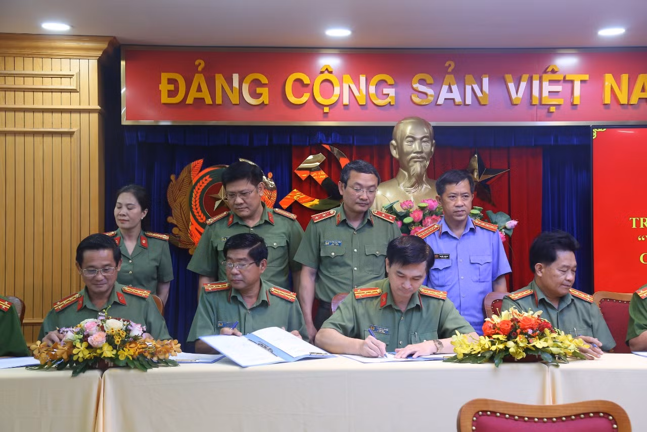 Cụm thi đua số 8 Bộ Công an triển khai phong trào thi đua năm 2022 -0