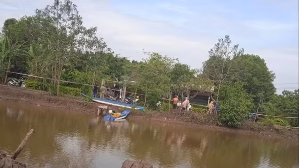 Nghi can sát hại 3 người trong gia đình ở Cà Mau có dấu hiệu tự sát ảnh 3