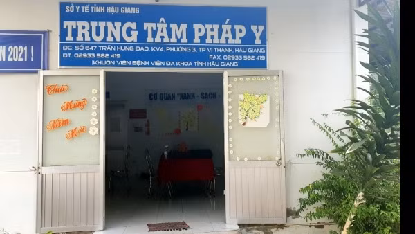 Kỷ luật cảnh cáo Giám đốc Trung tâm Pháp y tỉnh Hậu Giang