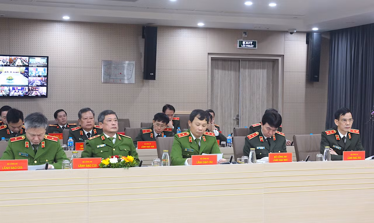 Quyết tâm thực hiện mục tiêu, nhiệm vụ ngay từ ngày đầu, tháng đầu của năm mới -3