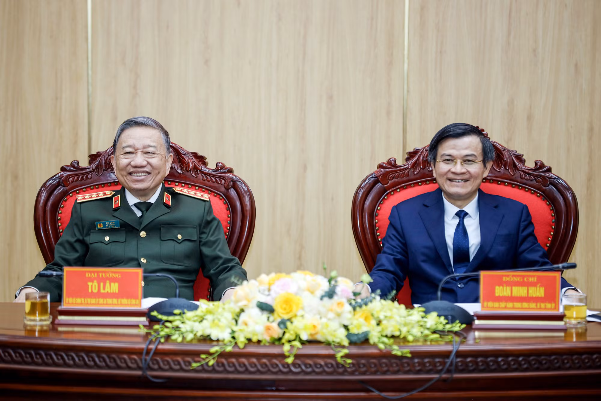 Bộ trưởng Tô Lâm làm việc với Ban Thường vụ Tỉnh ủy Ninh Bình -0