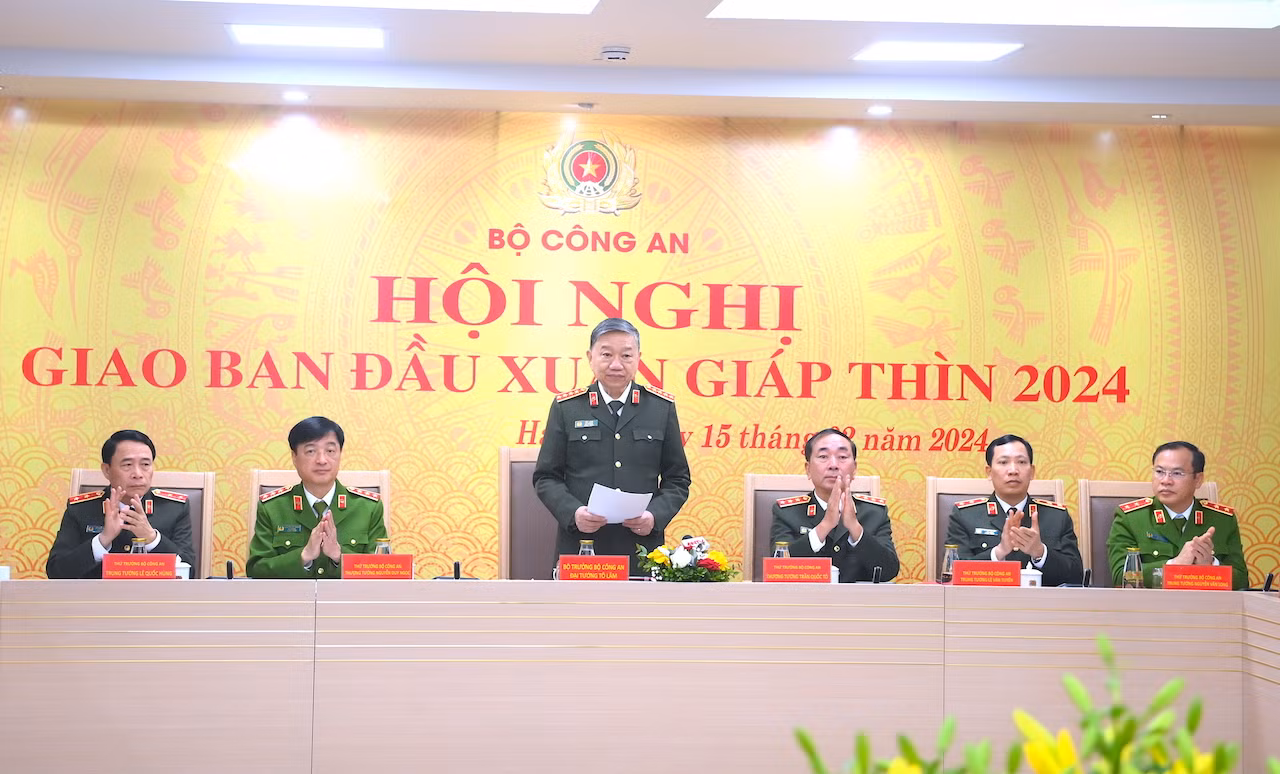 Quyết tâm thực hiện mục tiêu, nhiệm vụ ngay từ ngày đầu, tháng đầu của năm mới -0