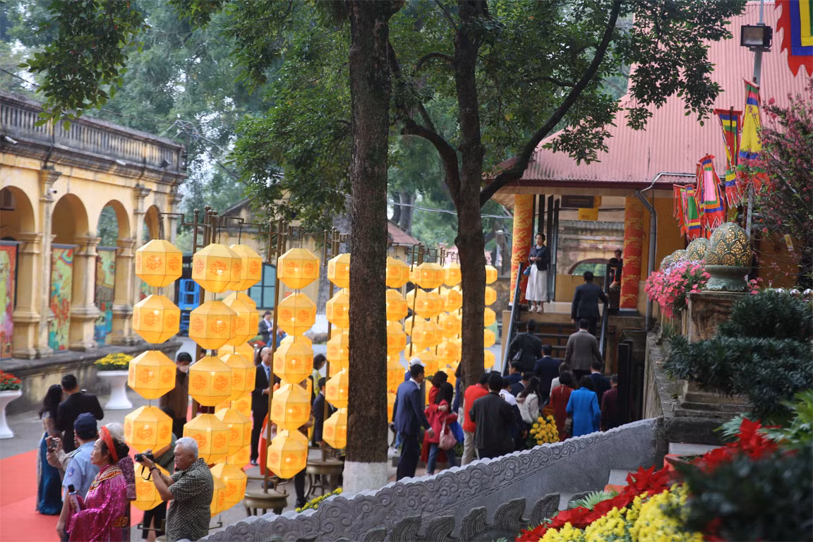 Hoàng thành Thăng Long rực rỡ ngày khai xuân -0