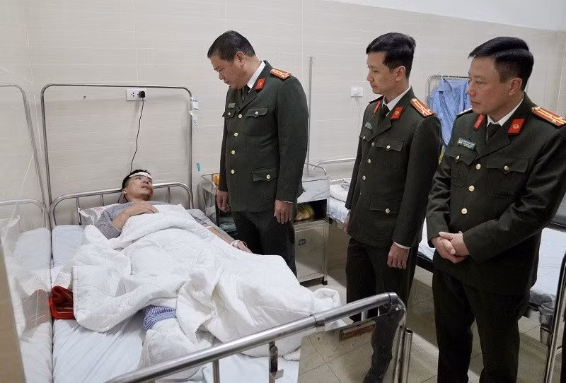 Khởi tố đối tượng chống người thi hành công vụ -0
