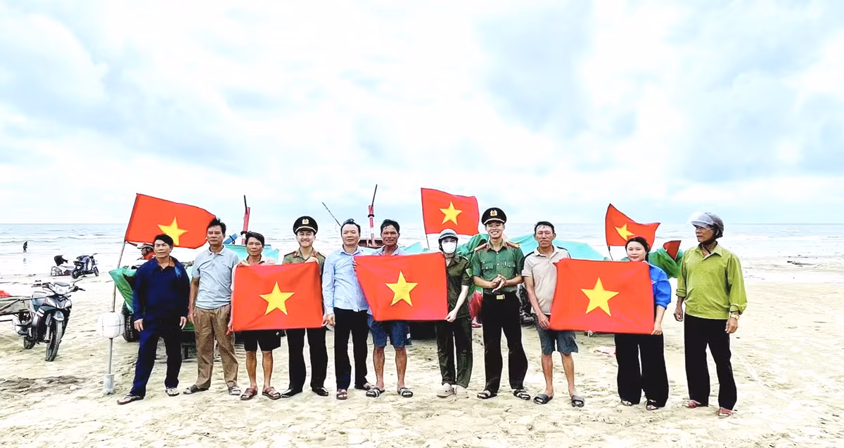 Hà Tĩnh vẫn còn 26 tàu cá có nguy cơ cao vi phạm quy định IUU -0