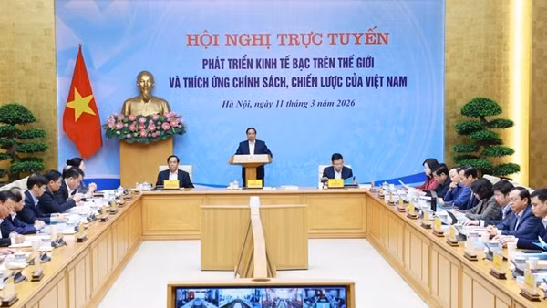Thủ tướng Phạm Minh Chính chủ trì Hội nghị về phát triển "kinh tế bạc"
