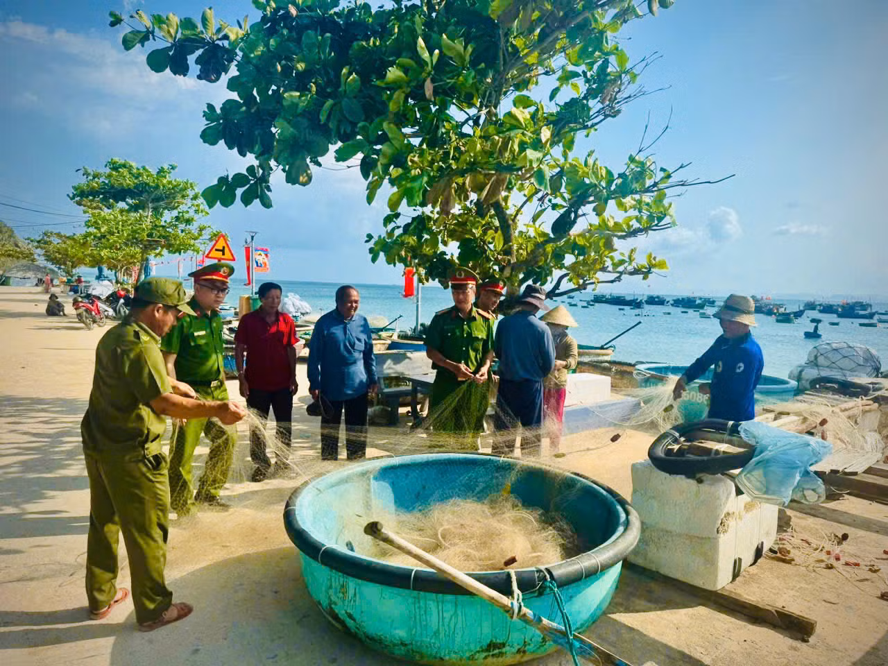 Gia Lai: Đảm bảo an ninh trật tự cho ngày hội toàn dân tại các&nbsp;địa bàn trọng điểm -1