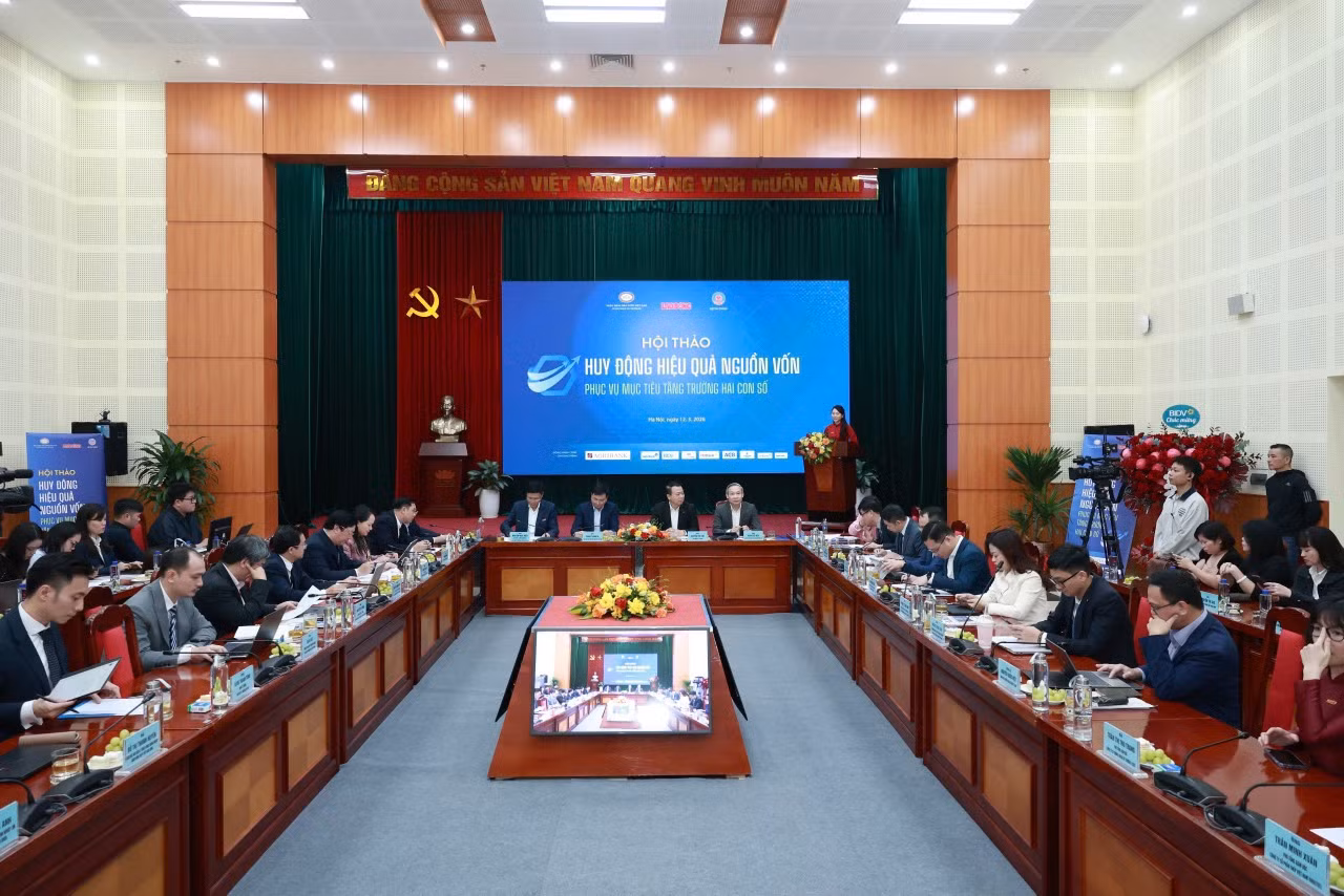 Khơi thông kênh dẫn vốn để phát triển 2 con số -0