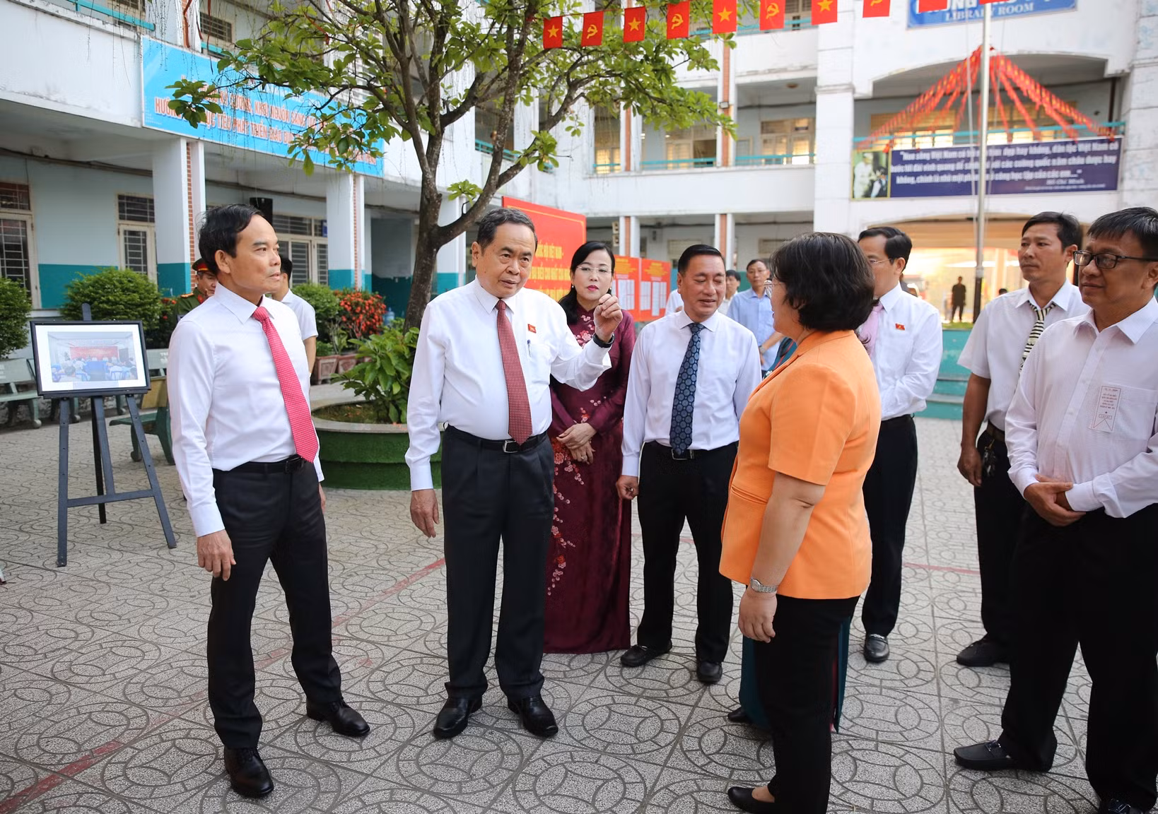 Chủ tịch Quốc hội Trần Thanh Mẫn dự lễ khai mạc bầu cử tại TP Hồ Chí Minh -1