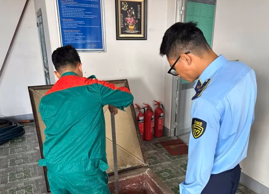 Ngăn chặn lợi dụng giá xăng dầu tăng để tăng giá dịch vụ -0