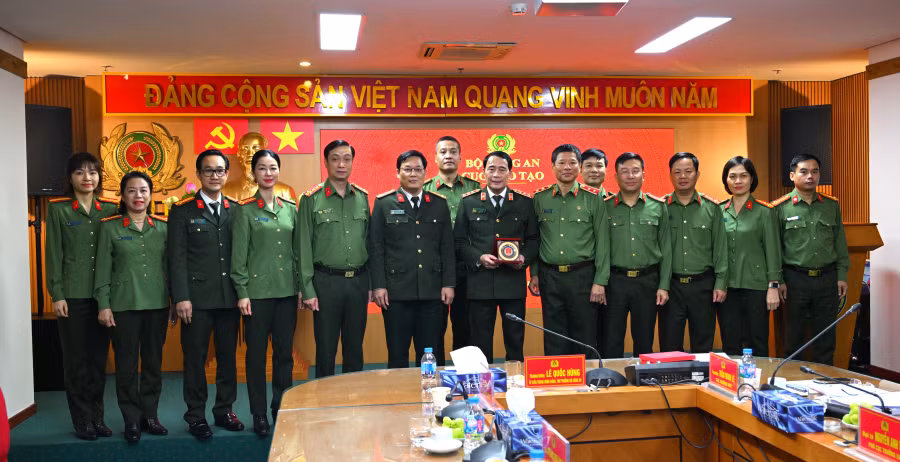 Cục Đào tạo cần phát huy tốt vai trò của cơ quan tham mưu về giáo dục và đào trong CAND -0