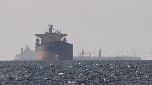 Phản ứng dè dặt trước lời kêu gọi hộ tống tàu qua eo biển Hormuz của Mỹ