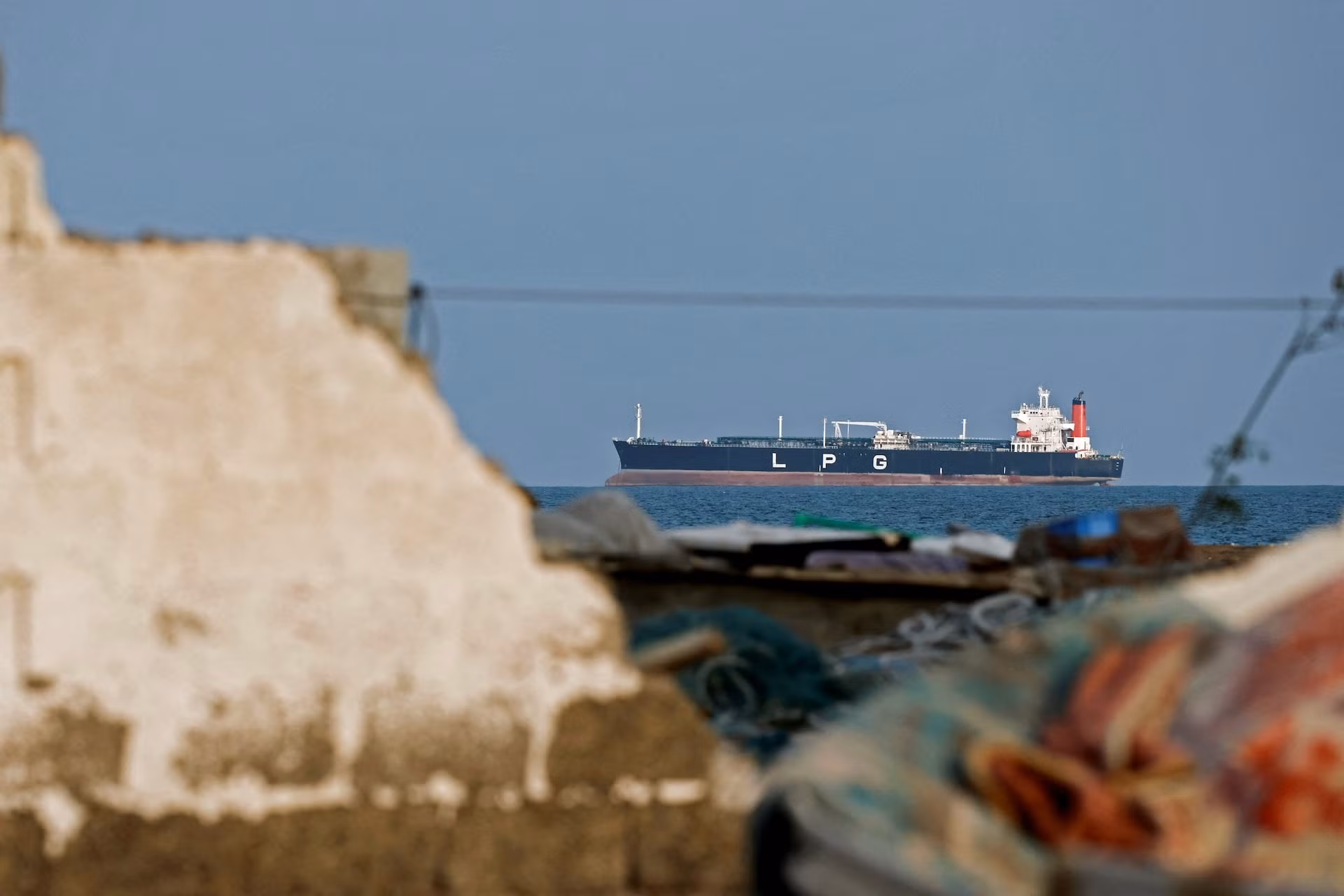 Iran bất ngờ tuyên bố không đóng cửa eo biển Hormuz -0