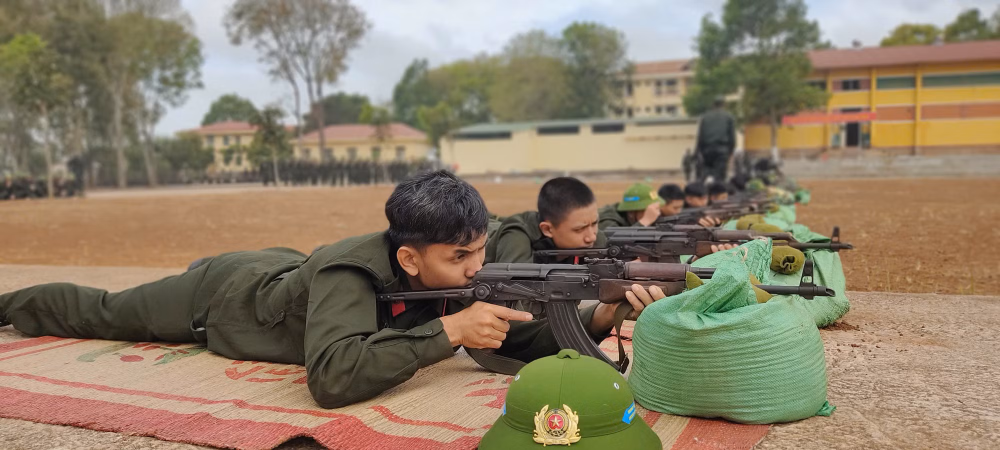 Tổ chức bắn đạn thật cho công dân thực hiện nghĩa vụ Tham gia CAND năm 2026 tại Tây Nguyên -1