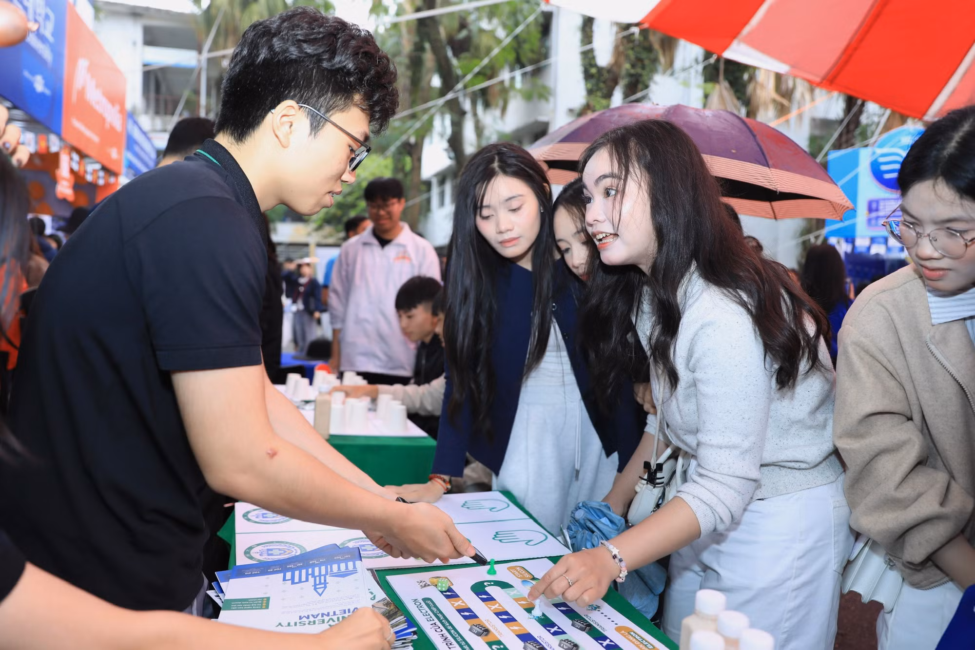 Giải đáp nhiều vấn đề 