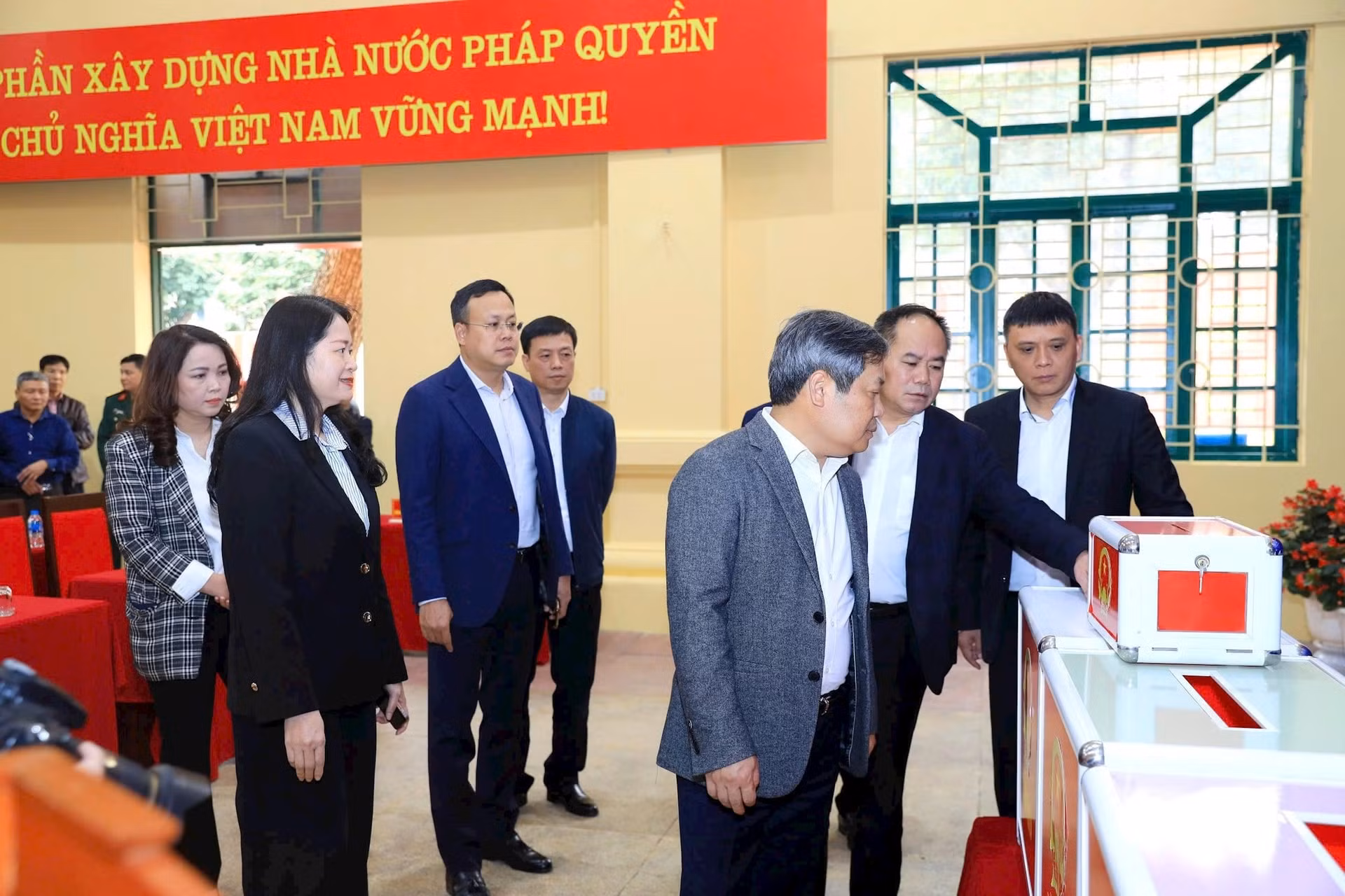Tạo điều kiện để mọi công dân đều thực hiện quyền bầu cử -0