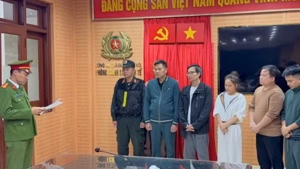 Khởi tố 5 bị can lừa đảo chiếm đoạt tài sản bằng chiêu đồng tiền mã hoá FTXF
