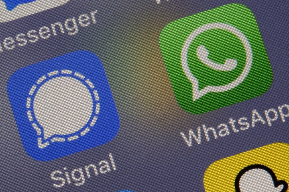 Tài khoản Signal và WhatsApp của quan chức nhiều nước bị tấn công -0