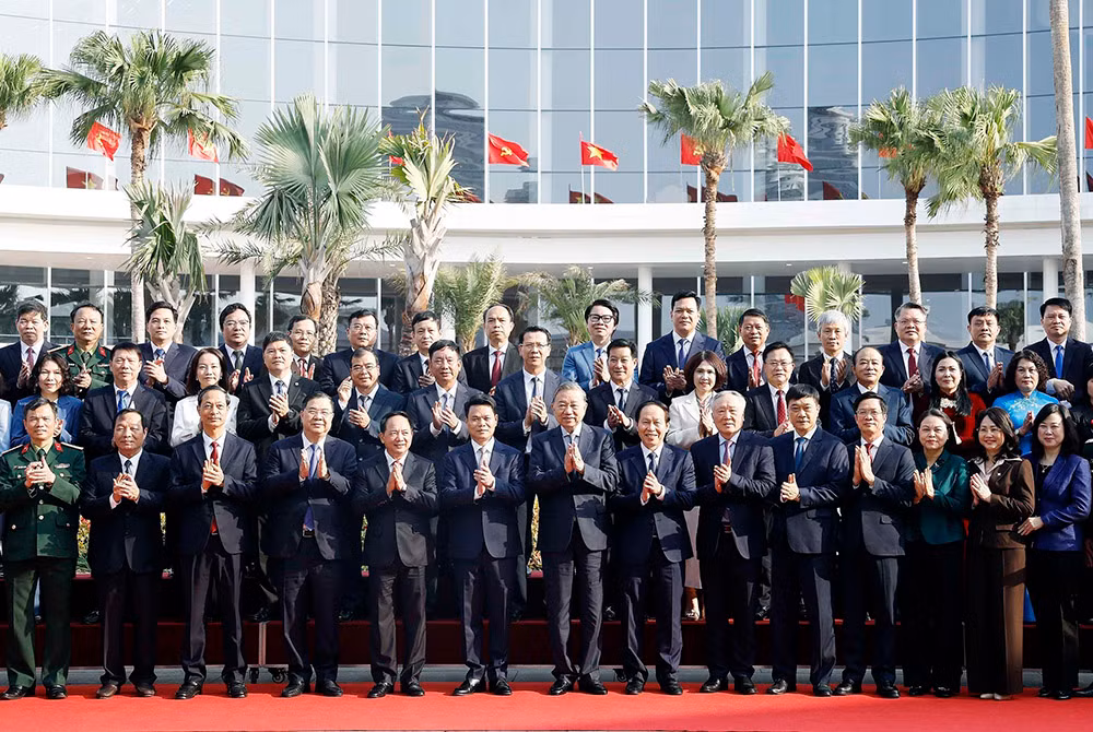 Tổng Bí thư Tô Lâm: Xây dựng thành phố Hải Phòng trở thành trung tâm công nghiệp và cảng biển hiện đại -0