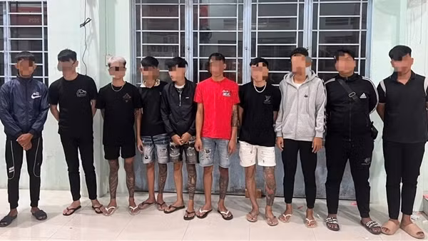 Ngăn chặn nhóm côn đồ mang hung khí chuẩn bị "hỗn chiến"
