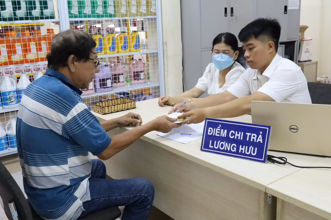 Đề xuất hai phương án tăng lương hưu, trợ cấp từ 1/7 -0