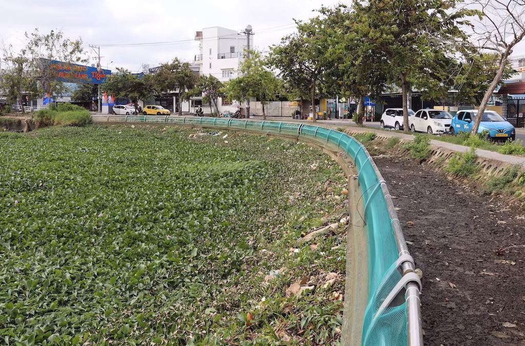 Nhếch nhác tại công trình trăm tỷ nhiều tai tiếng ở Cần Thơ -0