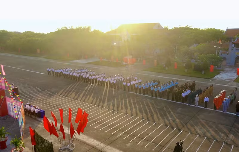 Cử tri Trường Sa cùng cử tri cả nước tham gia “Ngày hội non sông” -0