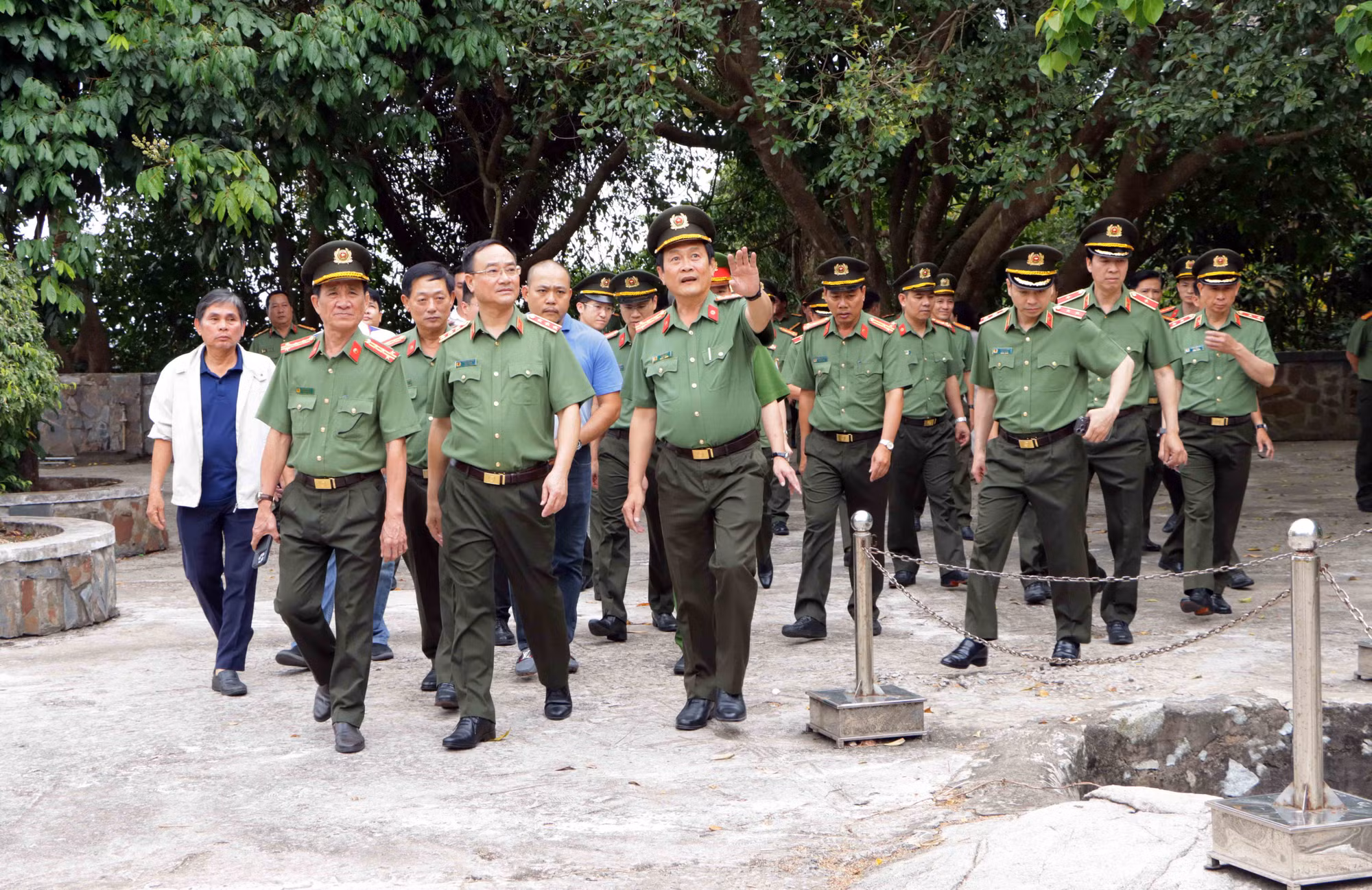 Bộ Công an bàn giao kinh phí xây dựng 500 căn nhà tặng các hộ khó khăn tại tỉnh Cà Mau -0