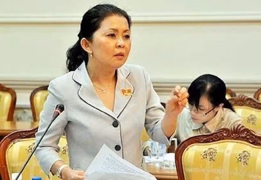 Tòa kêu gọi bị cáo Đào Thị Lan Hương ra đầu thú -0