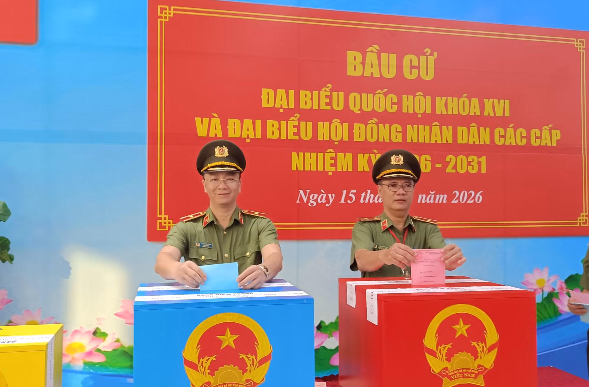 bau3.jpg -0