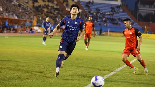 Nguyễn Đình Bắc và cơn khát bàn thắng tại V.league