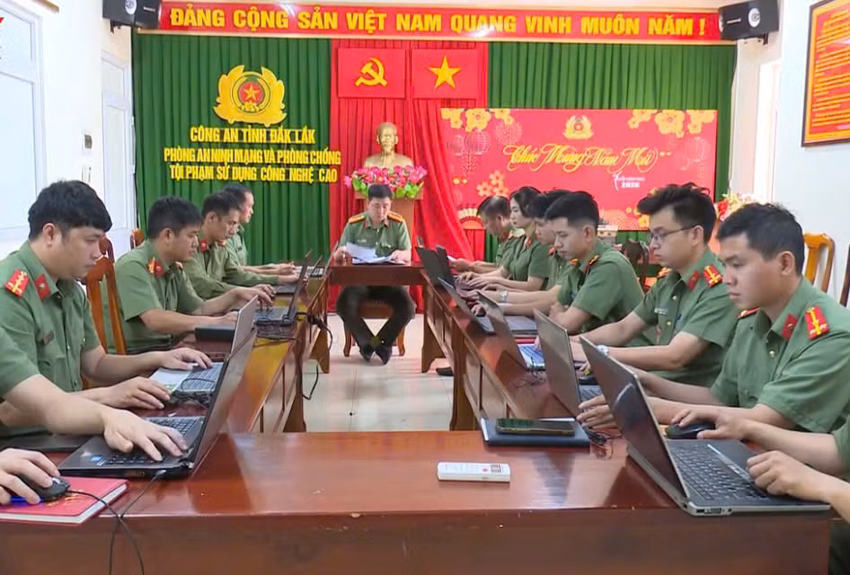 Công an Đắk Lắk sẵn sàng cho “ngày hội của toàn dân” -0