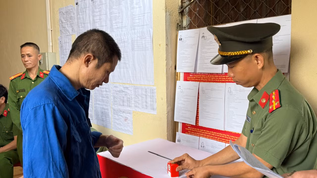 Đảm bảo quyền công dân cho các phạm nhân phía sau cánh cổng trại giam -0