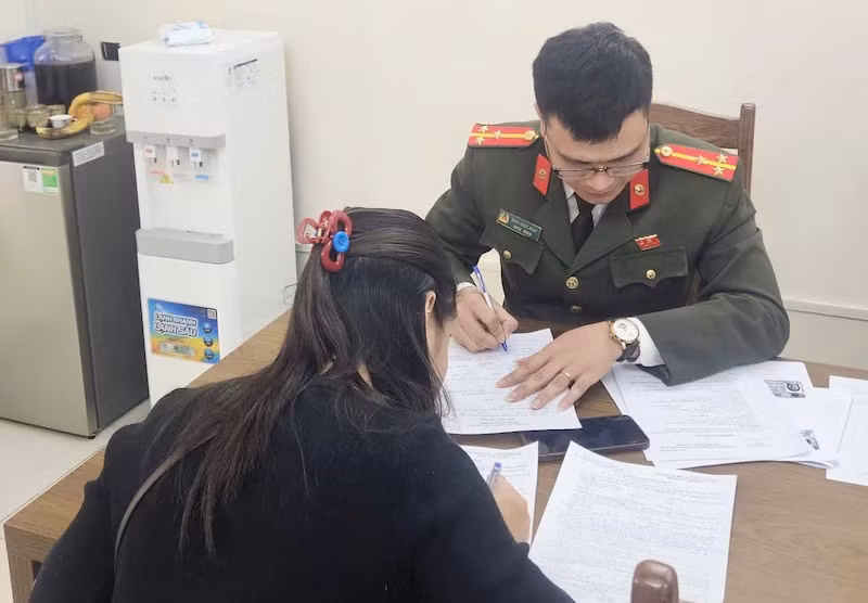 Xử phạt nhiều trường hợp đăng tải, chia sẻ bài viết sai sự thật về cuộc bầu cử -0