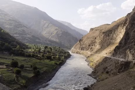 Người tị nạn Afghanistan - nỗi đau đầu của các nước Trung Á -0