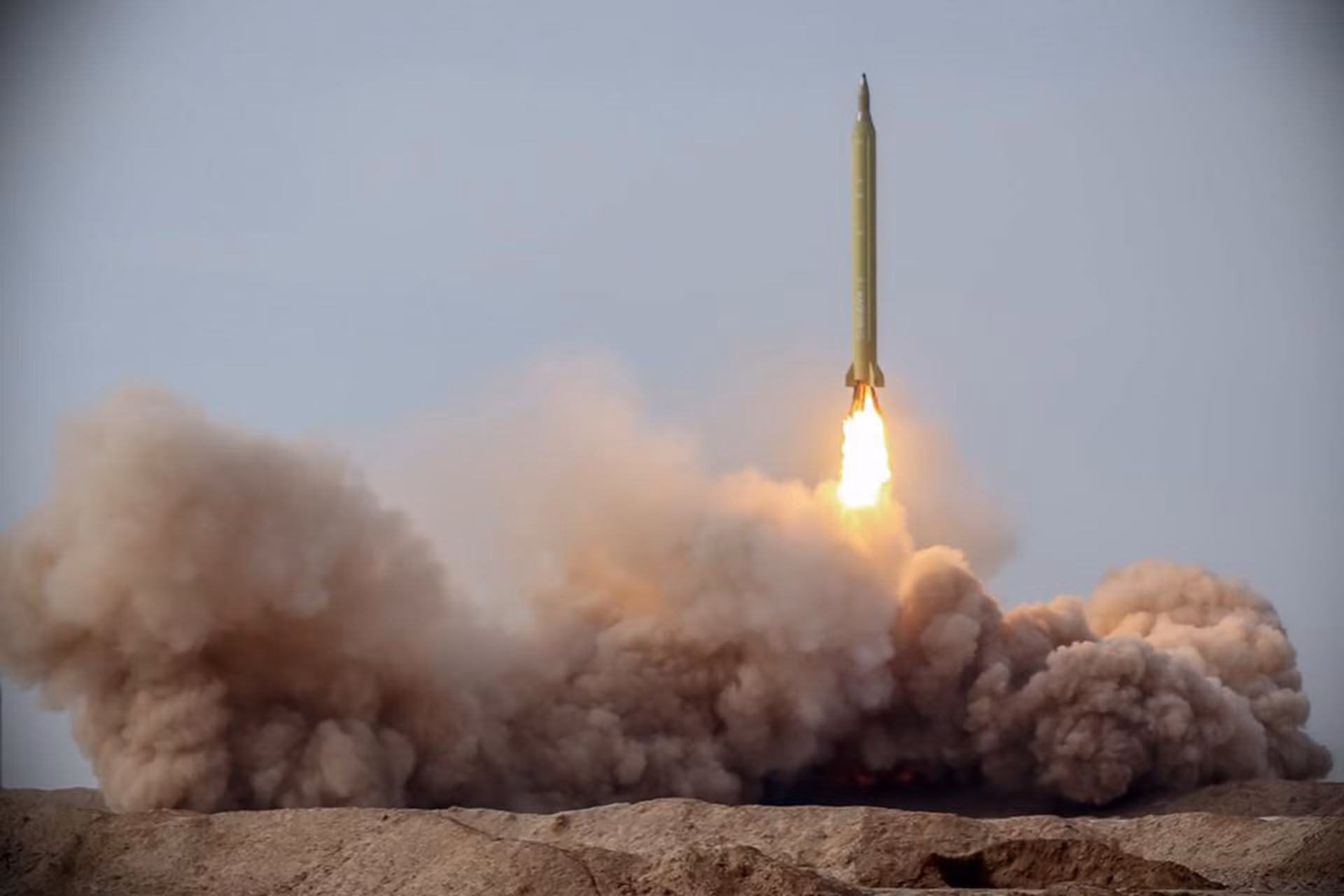Tướng Mỹ: Iran sắp gom đủ nguyên liệu chế vũ khí hạt nhân -0