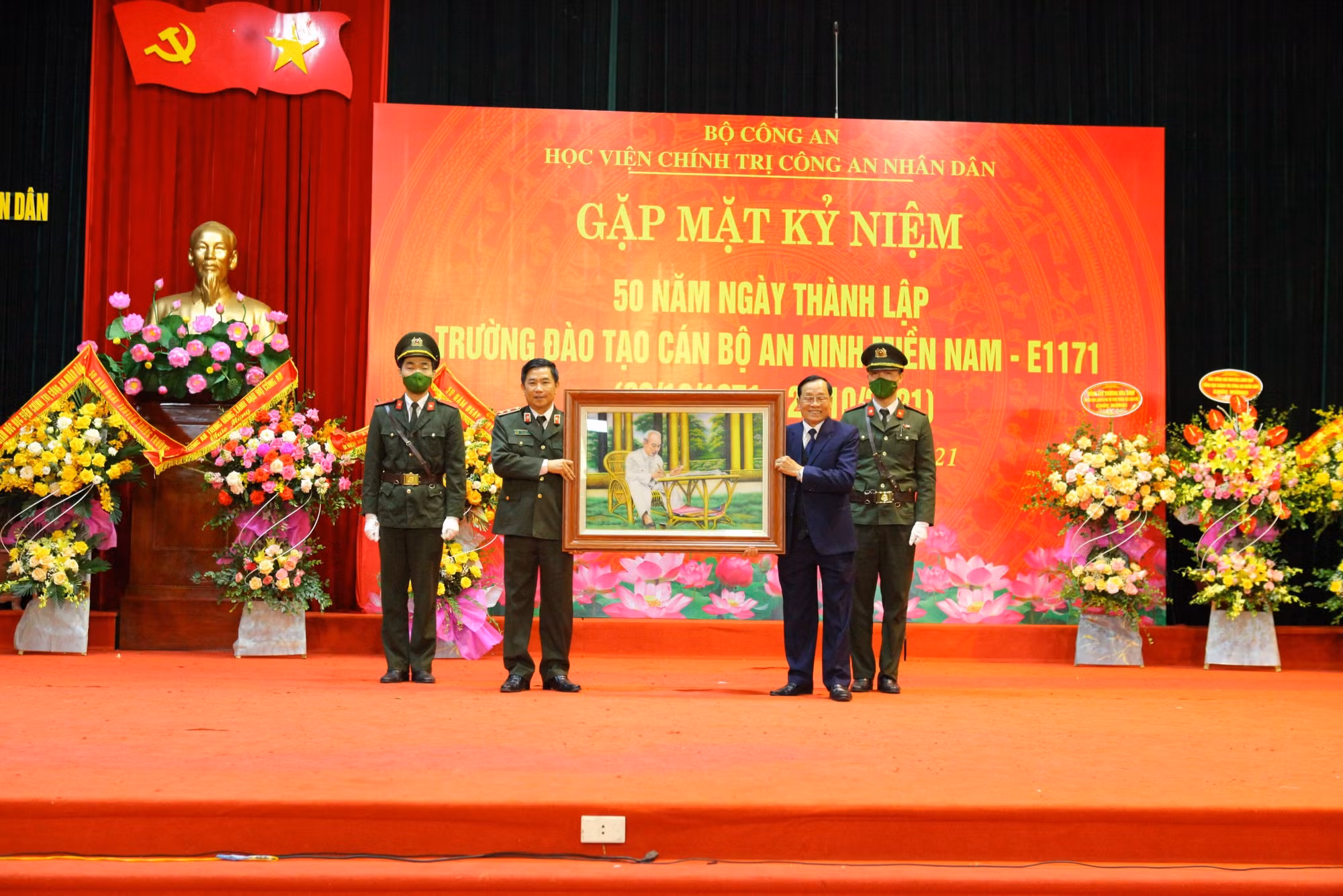 Gặp mặt kỷ niệm 50 năm ngày thành lập Trường Đào tạo Cán bộ an ninh miền Nam -0